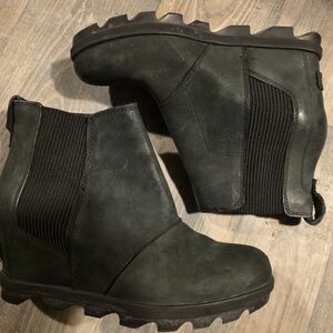 Sorel Size 8 Platform Boots Joan Of Arctic Wedge Boot